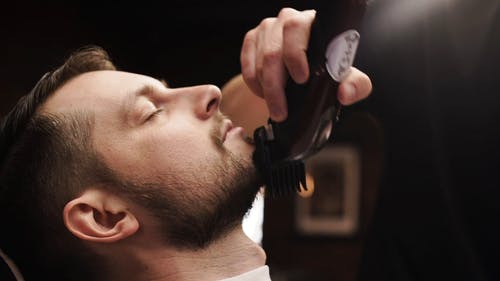 有关刮胡子, 剃刀, 手的免费素材视频