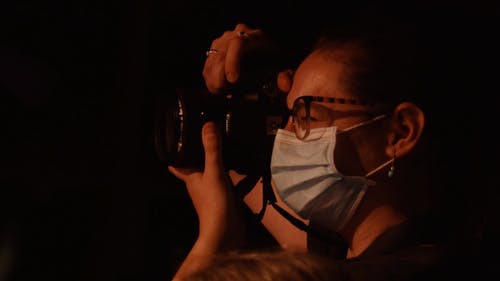 有关个人防护, 侧面图, 女人的免费素材视频