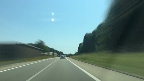 开车穿越隧道的道路 · 免费素材视频