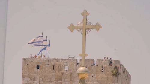以色列的金属十字架 · 免费素材视频