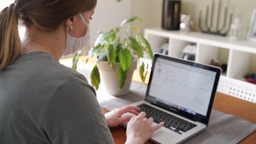 有关女人, 工厂, 後视图的免费素材视频