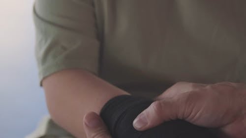 有关人, 伸出援手, 做好准备的免费素材视频