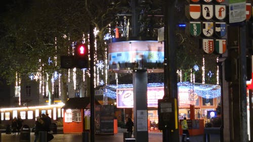 圣诞节期间的伦敦城市之光 · 免费素材视频