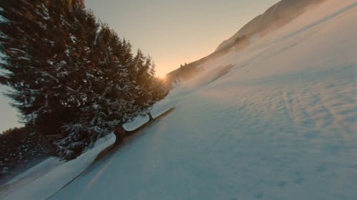 无人机画面的白雪覆盖的风景 · 免费素材视频