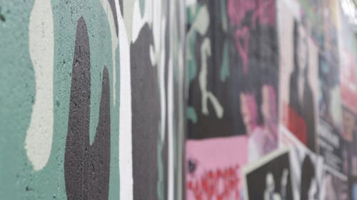 混凝土墙上的街头艺术绘画 · 免费素材视频