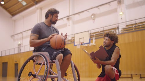 有关室内, 写作, 微笑的免费素材视频