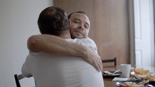 有关一对, 同志, 在家的免费素材视频