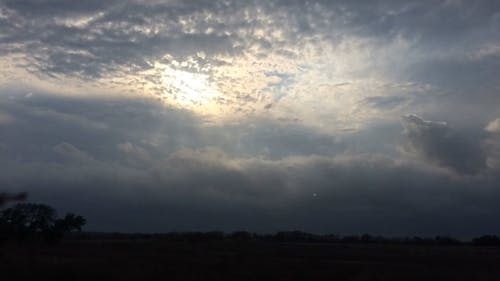 有关努韦斯－德拉普索－德利特梅, 天空, 天空中的云彩的免费素材视频