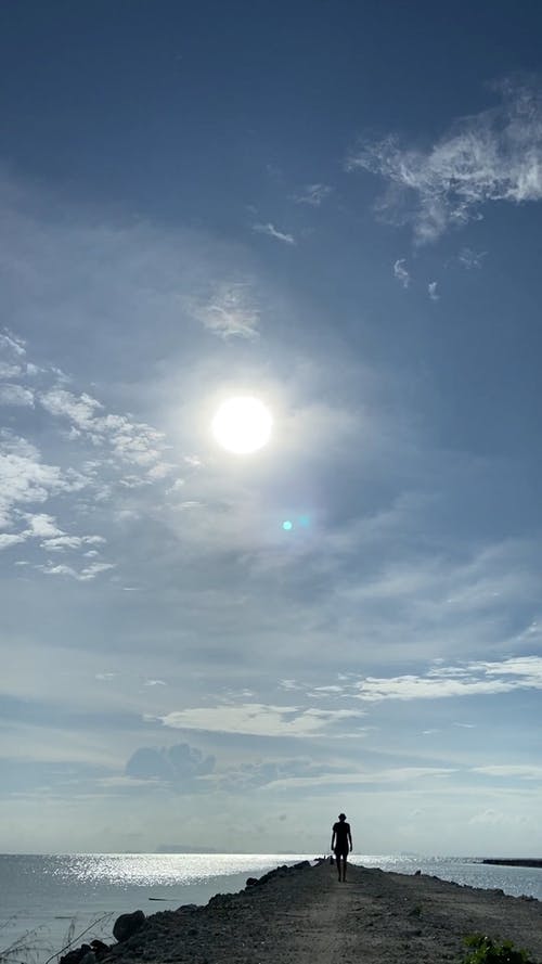 有关人, 地平线, 垂直视频的免费素材视频