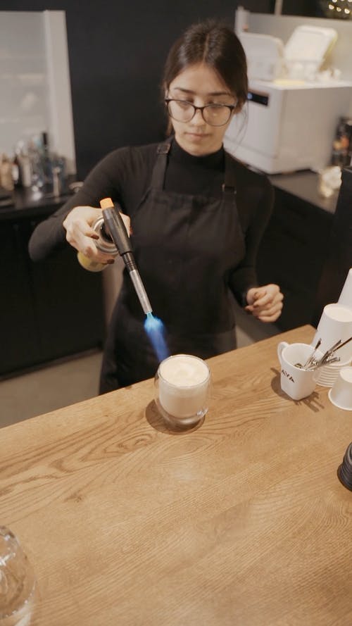 有关一杯咖啡, 咖啡, 咖啡师的免费素材视频