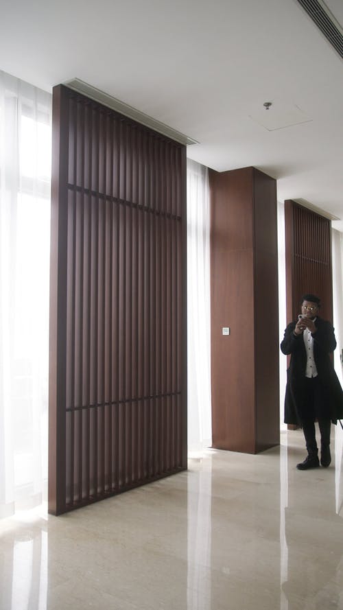 有关互联网, 人, 垂直视频的免费素材视频