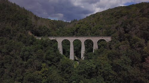 有关基础设施, 山, 山谷的免费素材视频