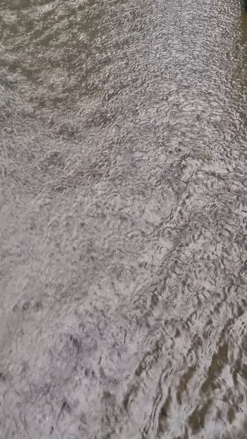 有关下雨, 垂直视频, 天气的免费素材视频