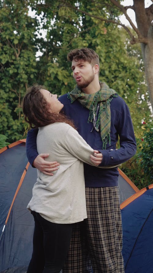 有关一对, 一起, 垂直视频的免费素材视频