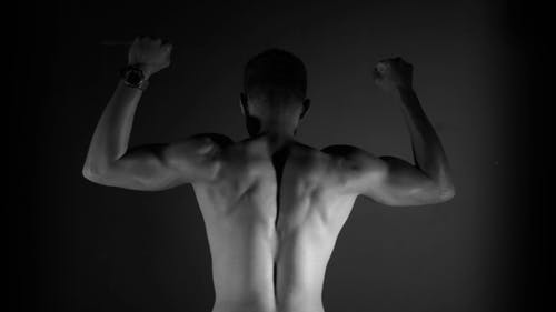 有关人, 半裸, 后背的免费素材视频