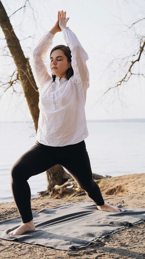 有关伸展, 健康的生活型态, 冥想的免费素材视频