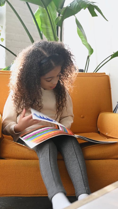 有关喜悦, 垂直, 女孩的免费素材视频