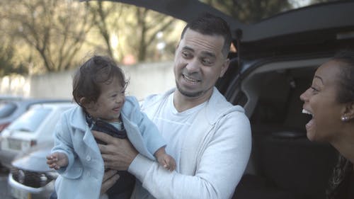 有关儿童, 吻, 唐氏综合症的免费素材视频