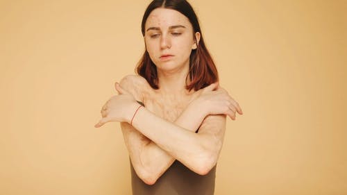 有关伤, 工作室, 幸存者的免费素材视频