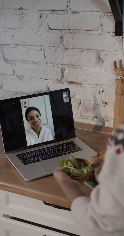 有关skype的, 互联网, 在家的免费素材视频