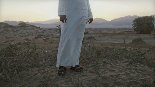 有关thawb, 中山装, 人的免费素材视频