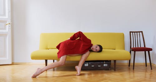 有关优雅, 咖啡色头发的女人, 女人的免费素材视频