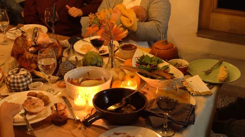 有关atmosfera de outono, friendsgiving, 下落的免费素材视频