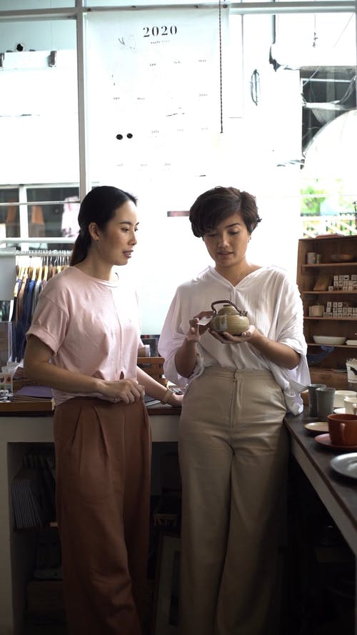 有关一对, 友谊, 商品的免费素材视频