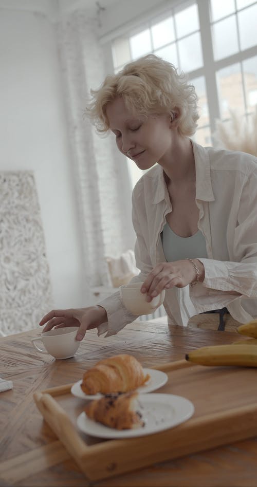 有关人, 垂直视频, 女人的免费素材视频