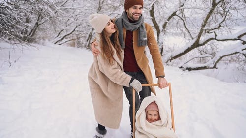 有关下雪, 假期, 儿童的免费素材视频