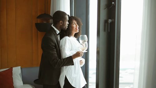 有关一对, 一杯酒, 人的免费素材视频