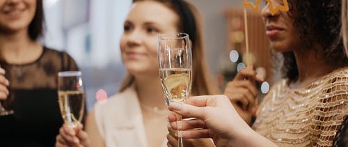 有关女性, 庆祝, 握住的免费素材视频