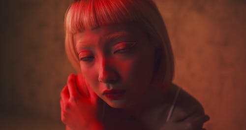 有关创意化妆, 执行, 女人的免费素材视频