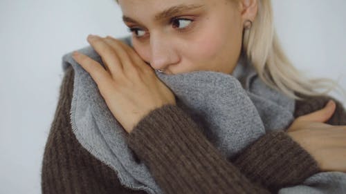 有关人, 围巾, 女人的免费素材视频