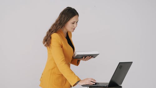 有关上班服, 互联网, 在线课程的免费素材视频