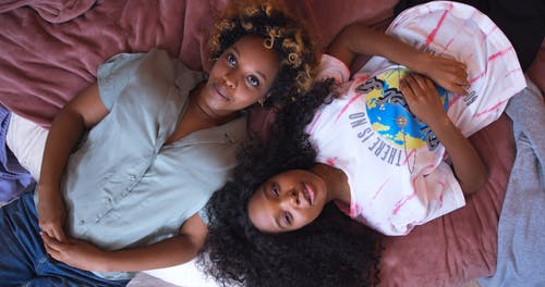 有关一起, 室内, 床的免费素材视频