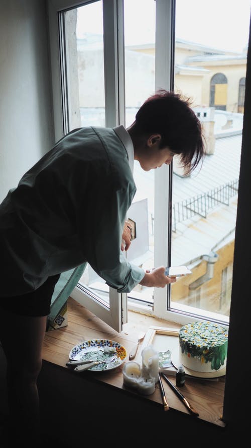 有关垂直视频, 女人, 室内的免费素材视频