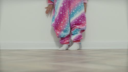 有关低角度视图, 儿童, 可爱的免费素材视频