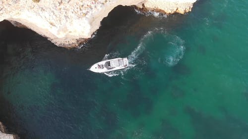 有关洞穴, 海, 空中镜头的免费素材视频