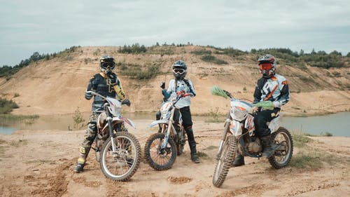 有关丘陵, 乾旱, 人的免费素材视频