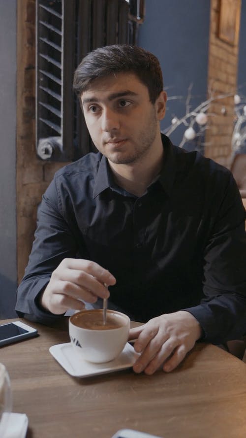 有关一杯咖啡, 人, 咖啡的免费素材视频