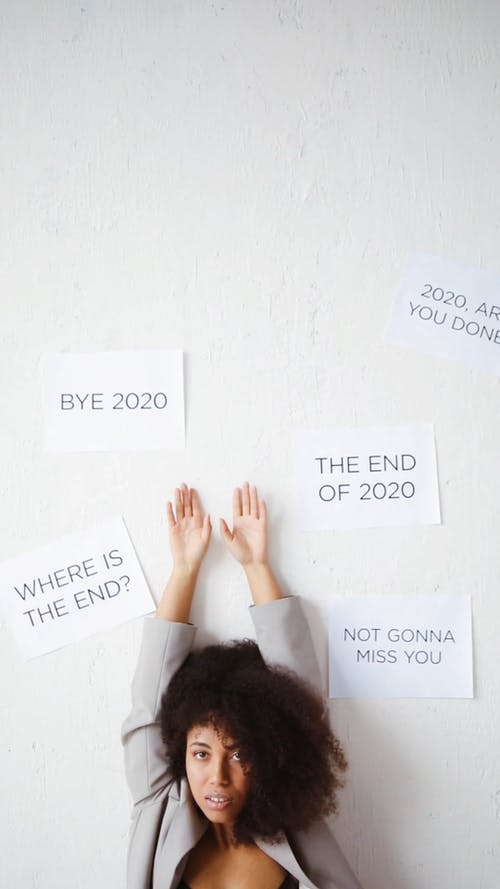 有关2021, 倦怠, 千年的免费素材视频