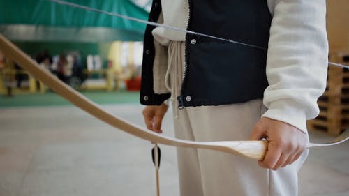 有关严肃, 女人, 射箭的免费素材视频