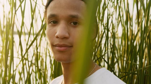 有关天空, 帽子, 快乐的免费素材视频