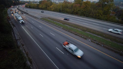有关交通, 汽车, 沥青路面的免费素材视频