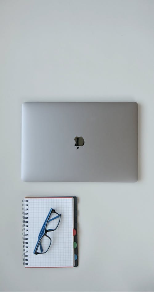 有关Flatlay, MacBook, 互联网的免费素材视频