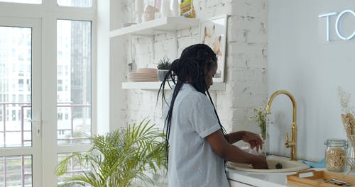 有关下沉, 人, 洗涤的免费素材视频