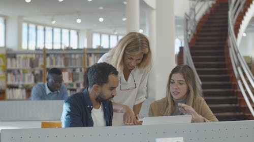 有关互联网, 人, 内部的免费素材视频