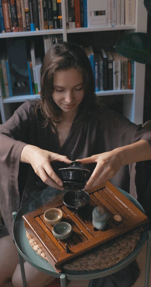 有关＃室内, 倾注, 图书的免费素材视频