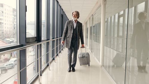 有关＃室内, 人, 大衣的免费素材视频